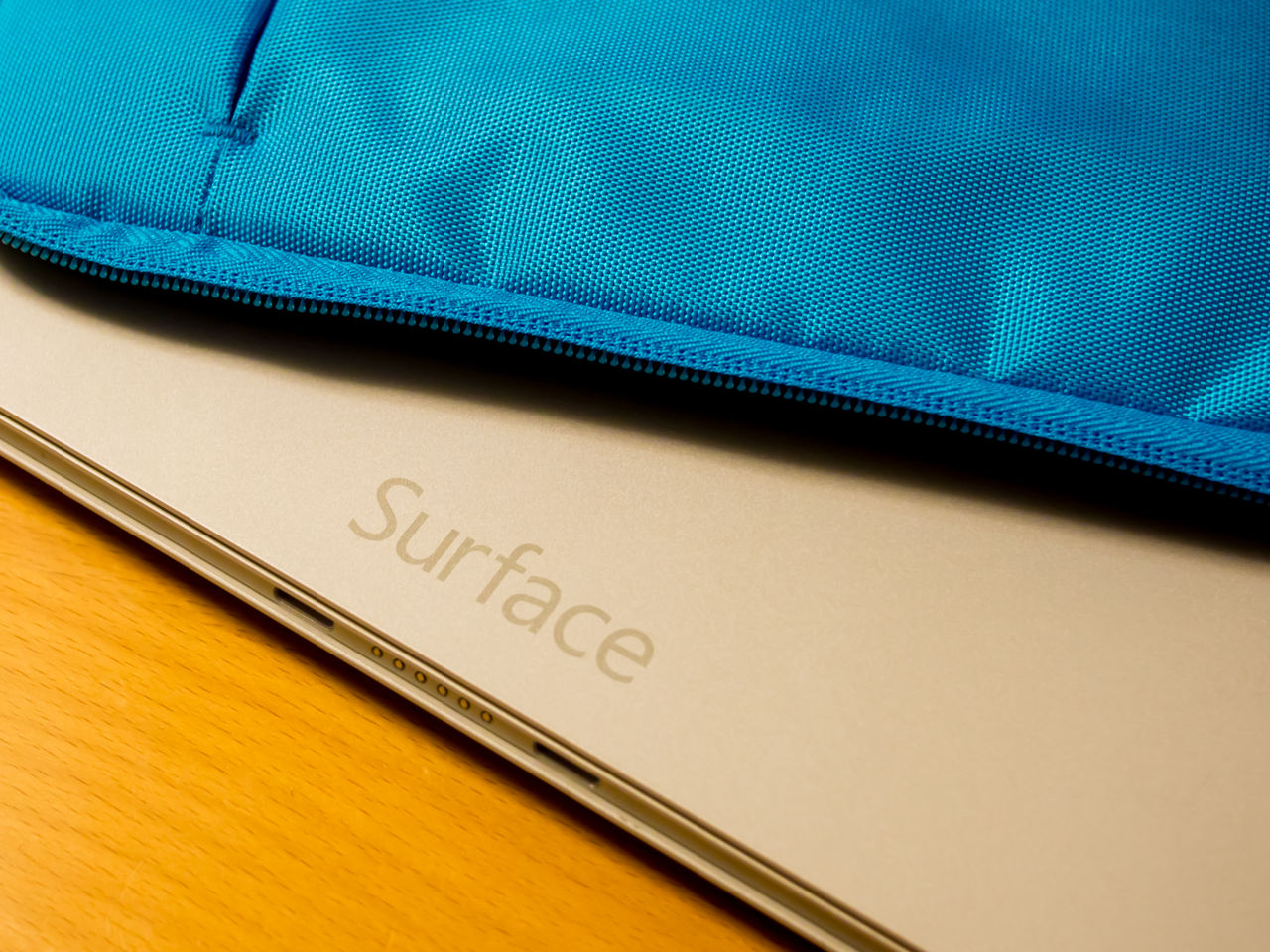 Surface Proシリーズにぴったりのスリーブケース Incipio Ord Sleeve For Surface Pro 3 を使ってみたレビュー クラベル